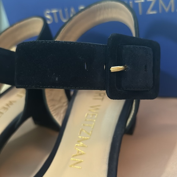Stuart Weitzman Alexandrine Sandal - Picture 4 of 5
